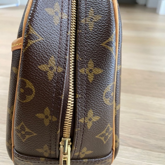 Authentic 2006 pre-owned Trouville top-handle bag - Picture 2 of 7